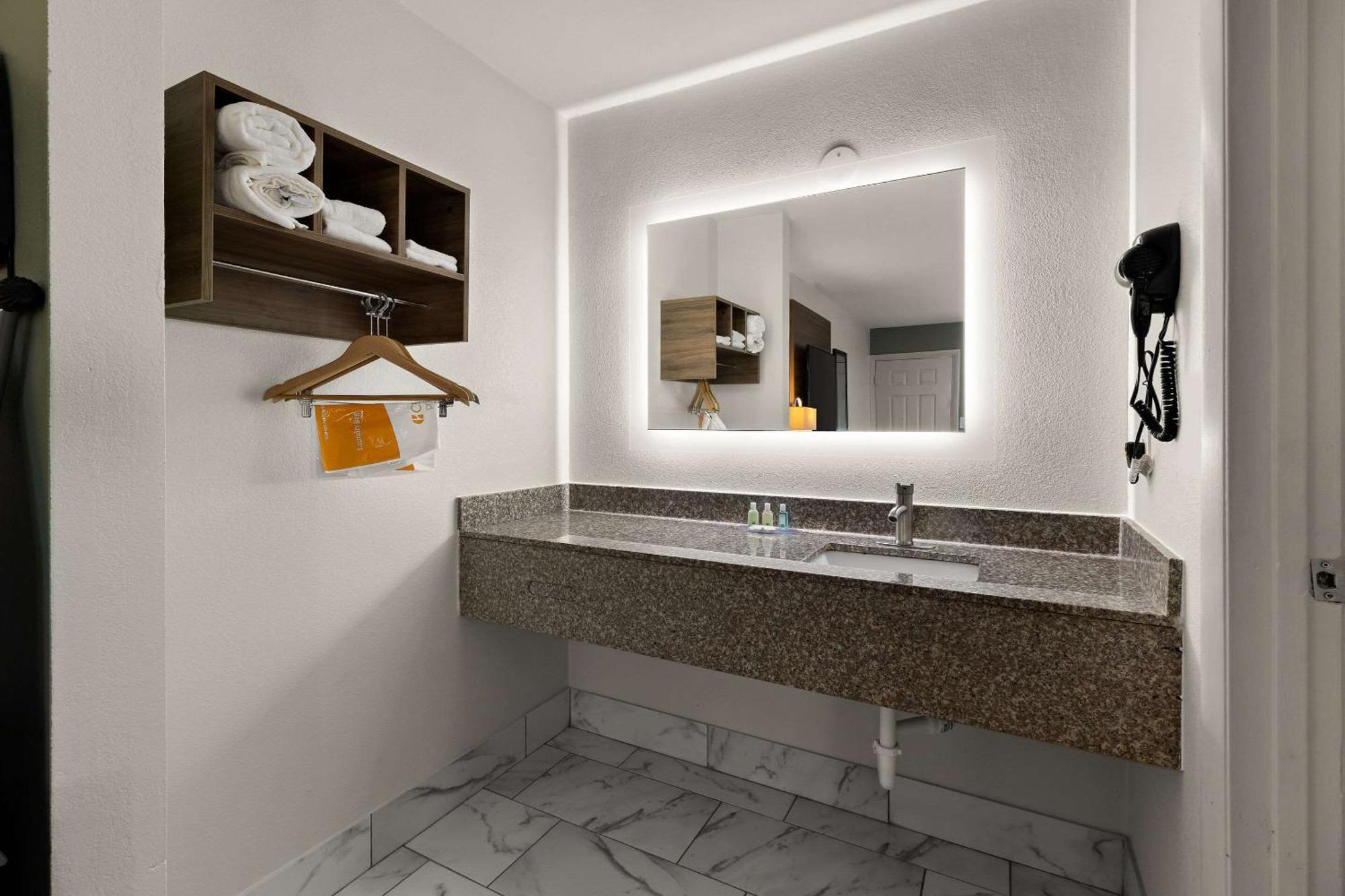 Quality Inn Monroe Zewnętrze zdjęcie