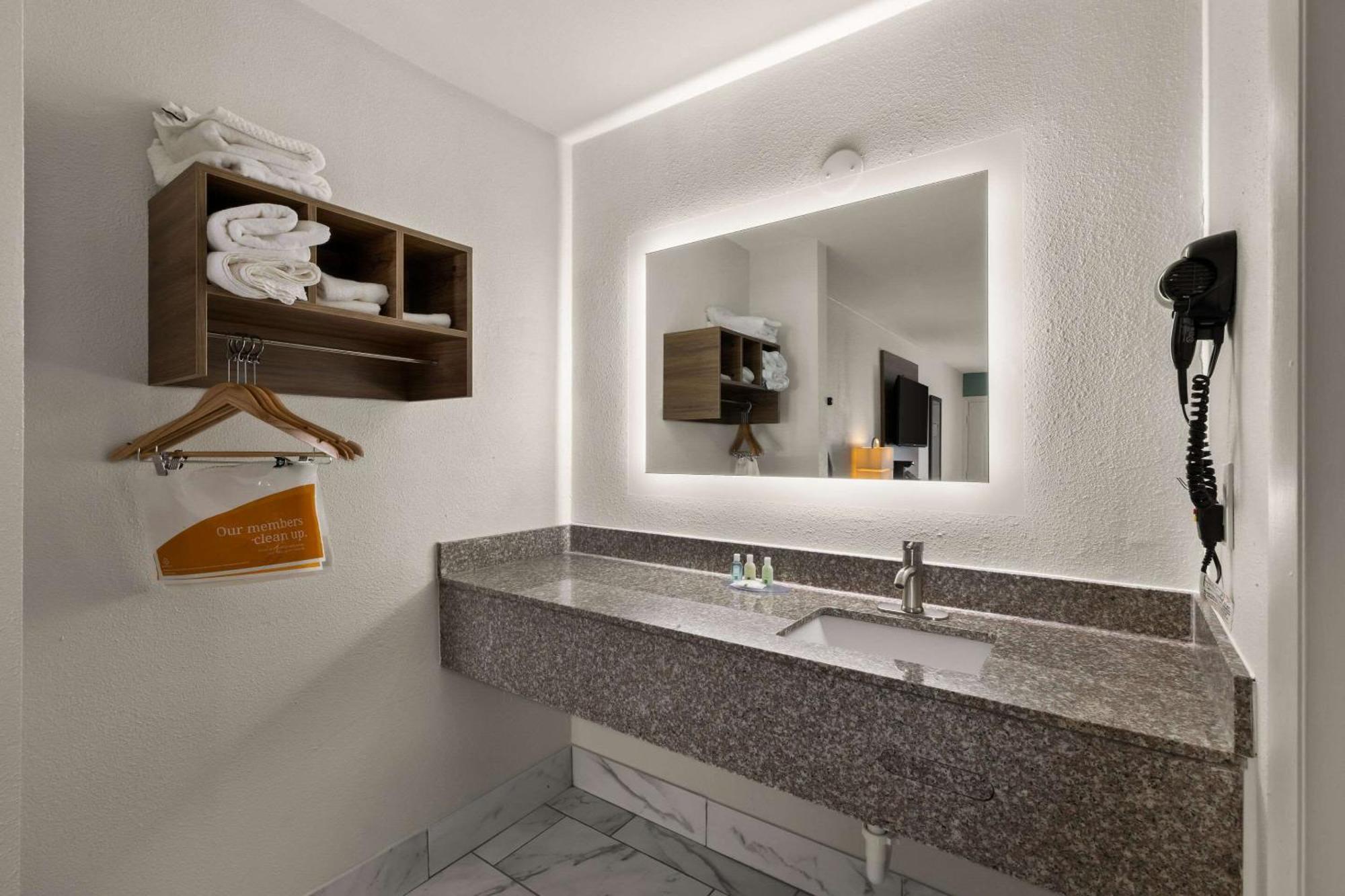 Quality Inn Monroe Zewnętrze zdjęcie
